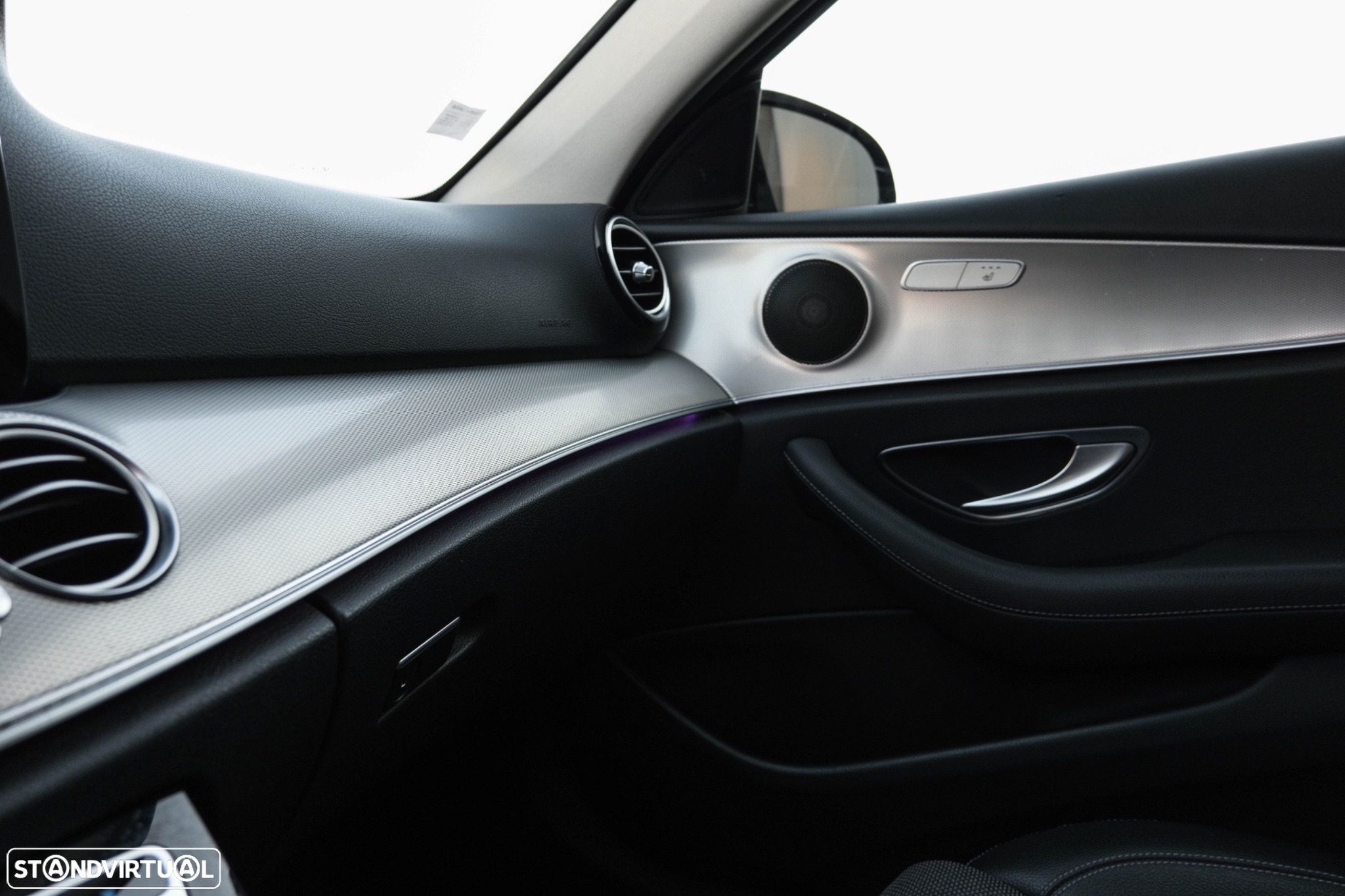 Mercedes-Benz E 220 BlueTEC Avantgarde Auto. - 13