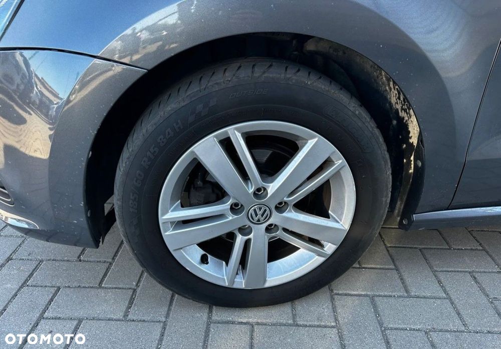 Volkswagen Polo - 30