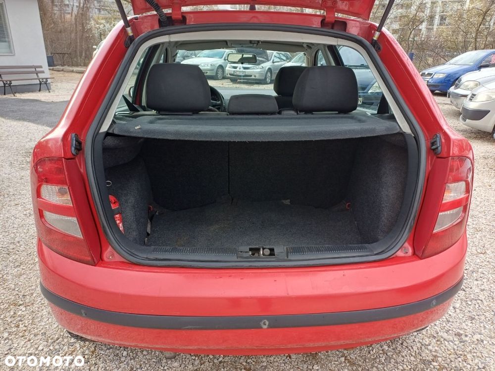 Skoda Fabia - 10