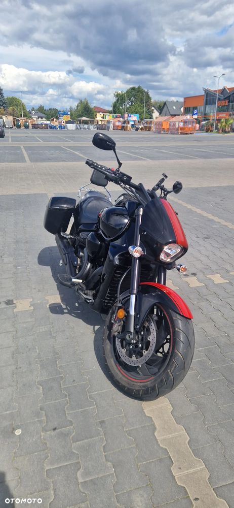 Suzuki Boulevard - 3