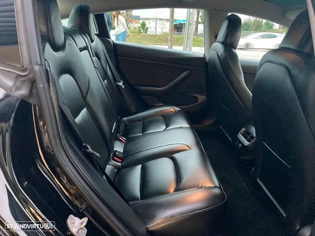 Tesla Model 3 RWD - 33