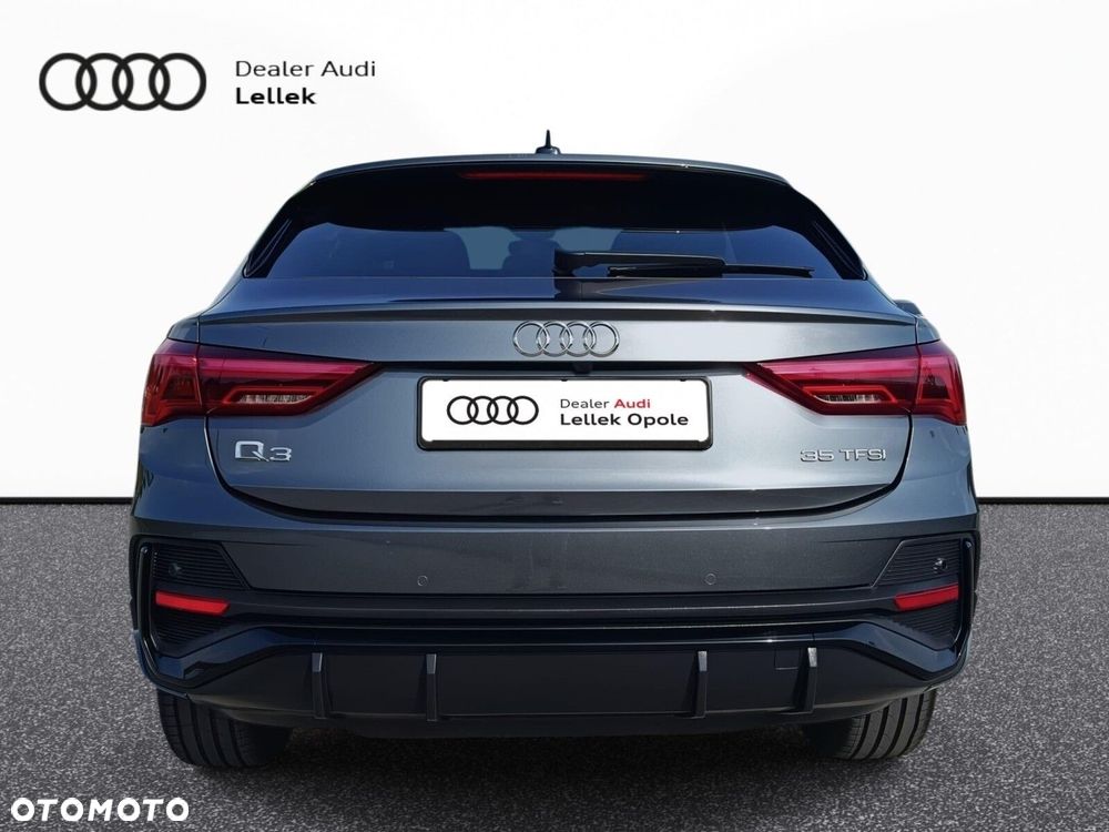 Audi Q3 Sportback - 7