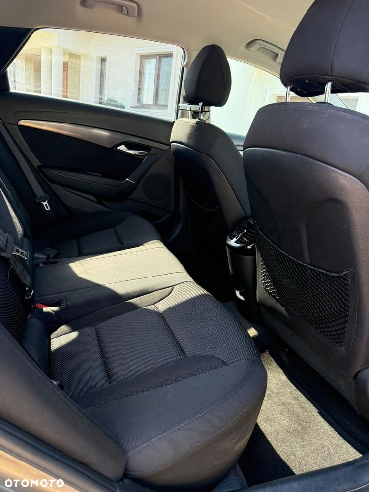 Hyundai i40 1.7 CRDi Comfort + - 13