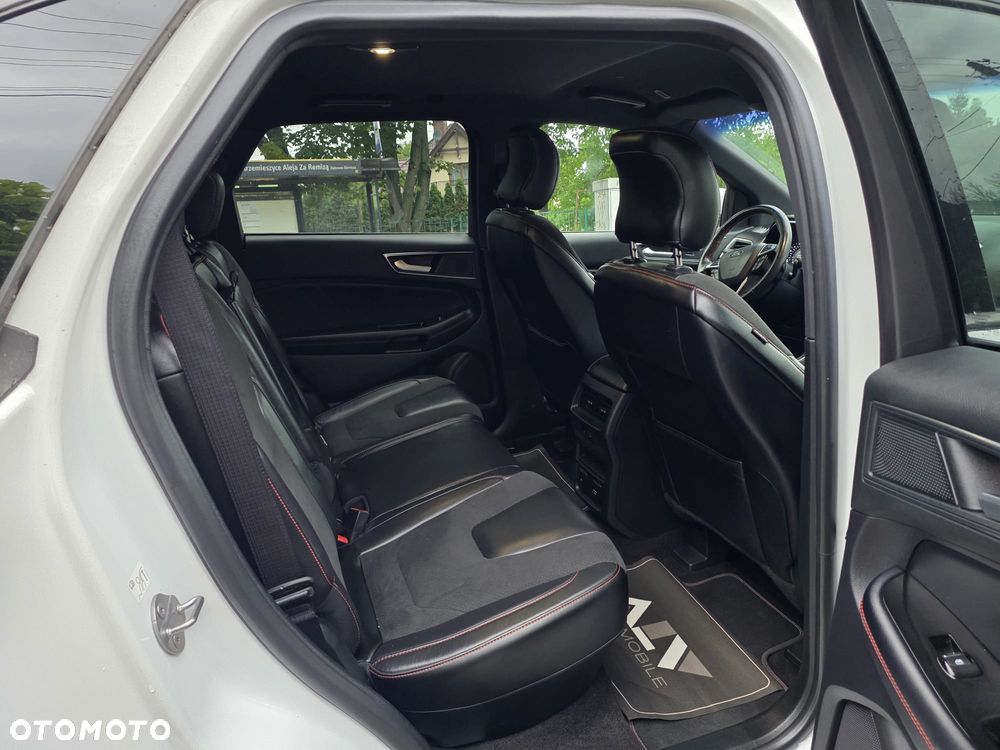 Ford Edge 2.0 TDCi Twin-Turbo 4WD Titanium - 22