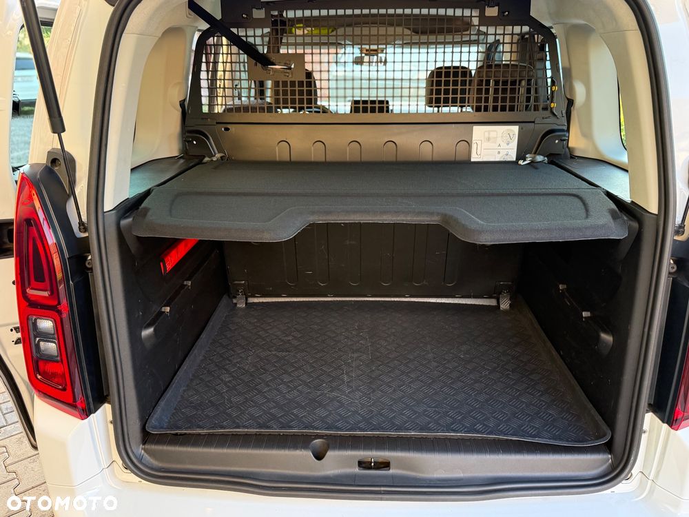 Opel Combo L 1.5 BlueHDi S&S - 21