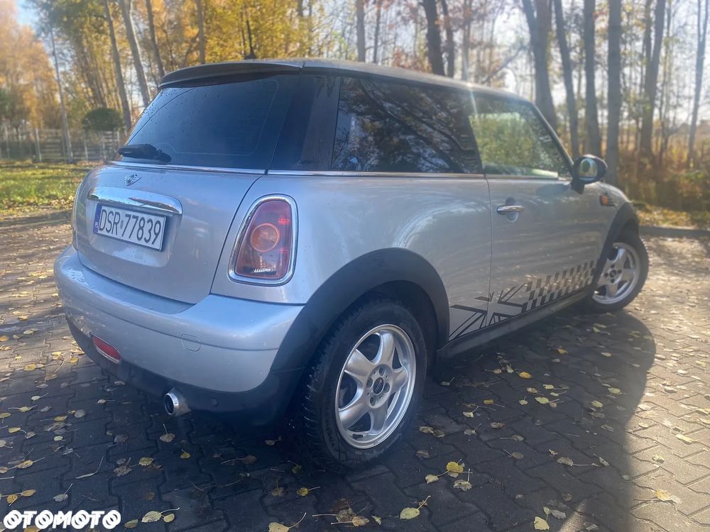 MINI ONE - 4