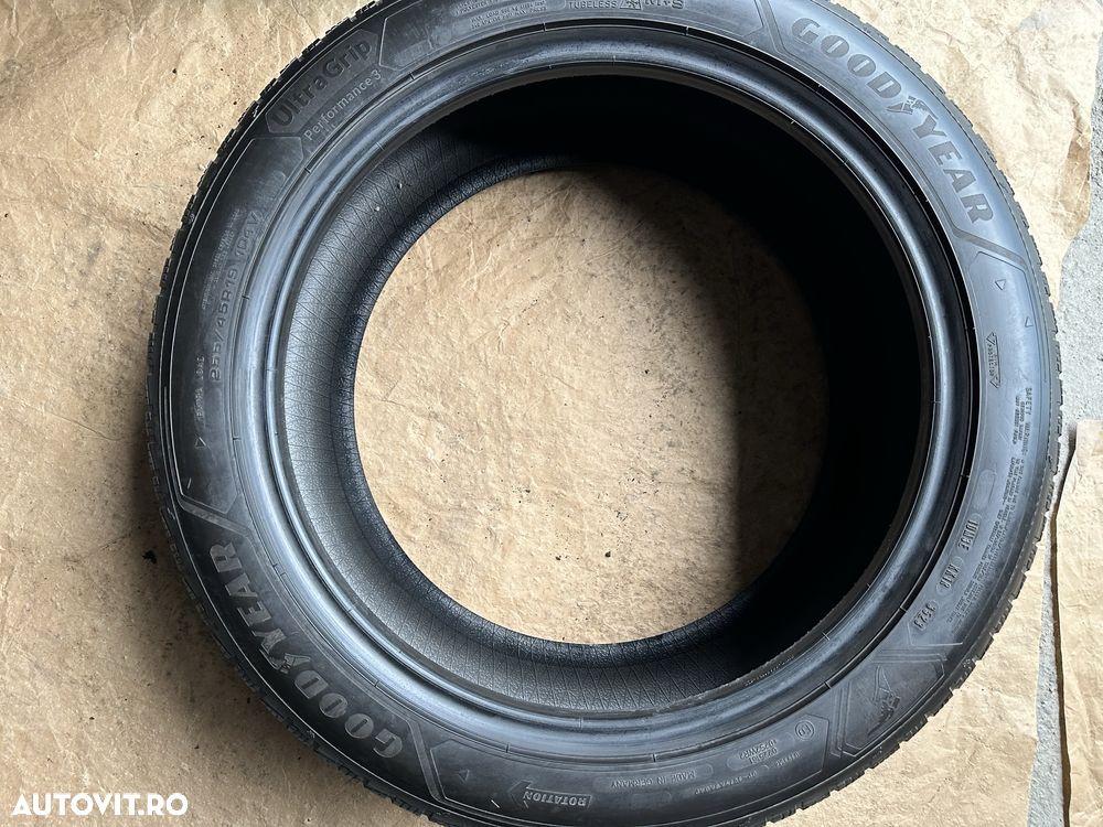 255/45 R19 Goodyear Ultra Grip Performance 3 Dot 3523 - 8