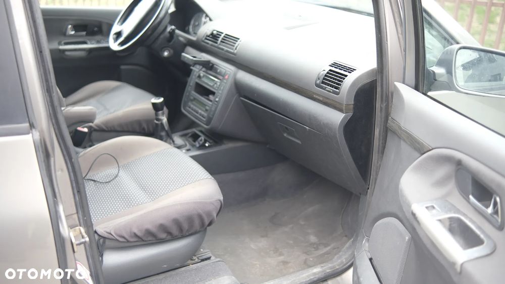 Seat Alhambra 1.9 TDI Allrad Signo - 19