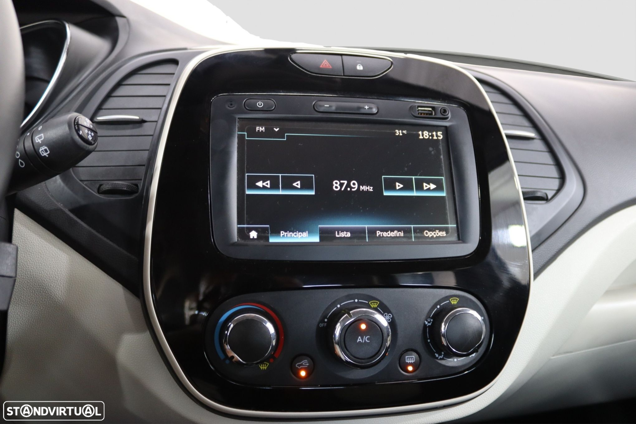Renault Captur - 12