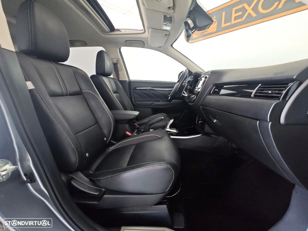 Mitsubishi Outlander - 51