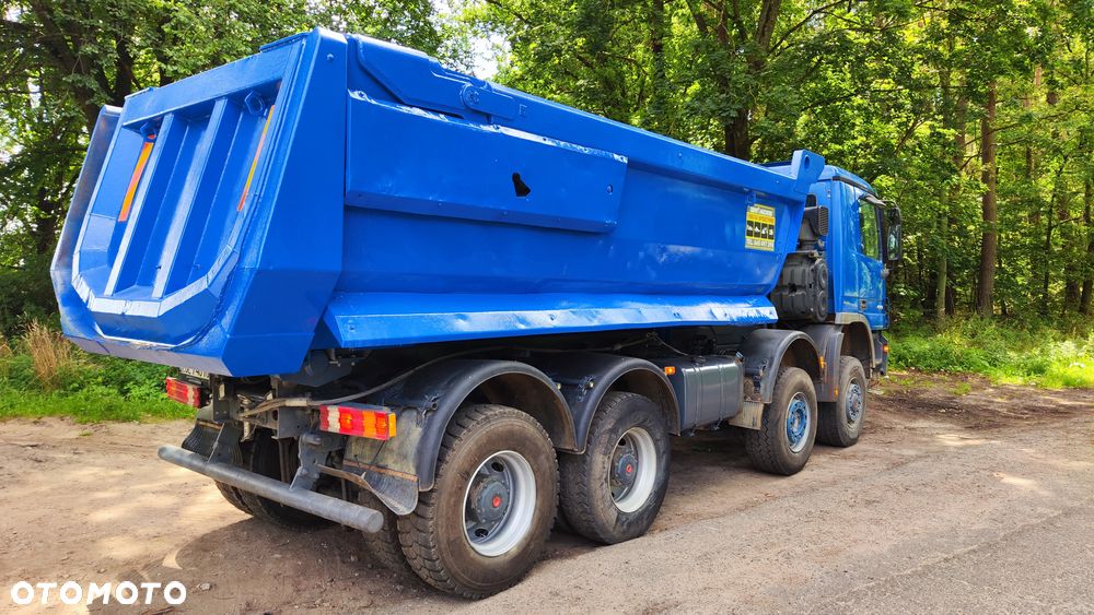 Mercedes-Benz Actros - 22