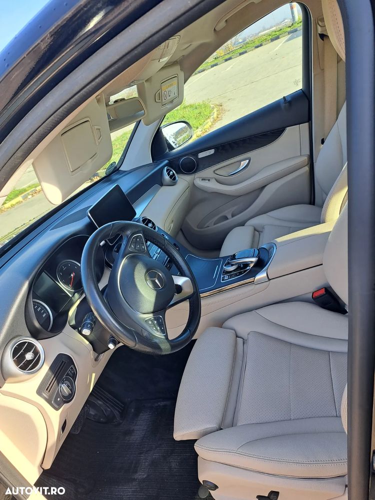 Mercedes-Benz GLC 220 d 4Matic 9G-TRONIC AMG Line - 16