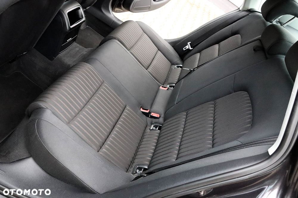 Audi A4 Limousine 2.0 TDI DPF Ambition - 30