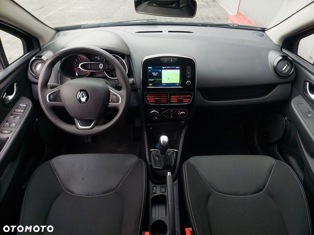 Renault Clio - 13