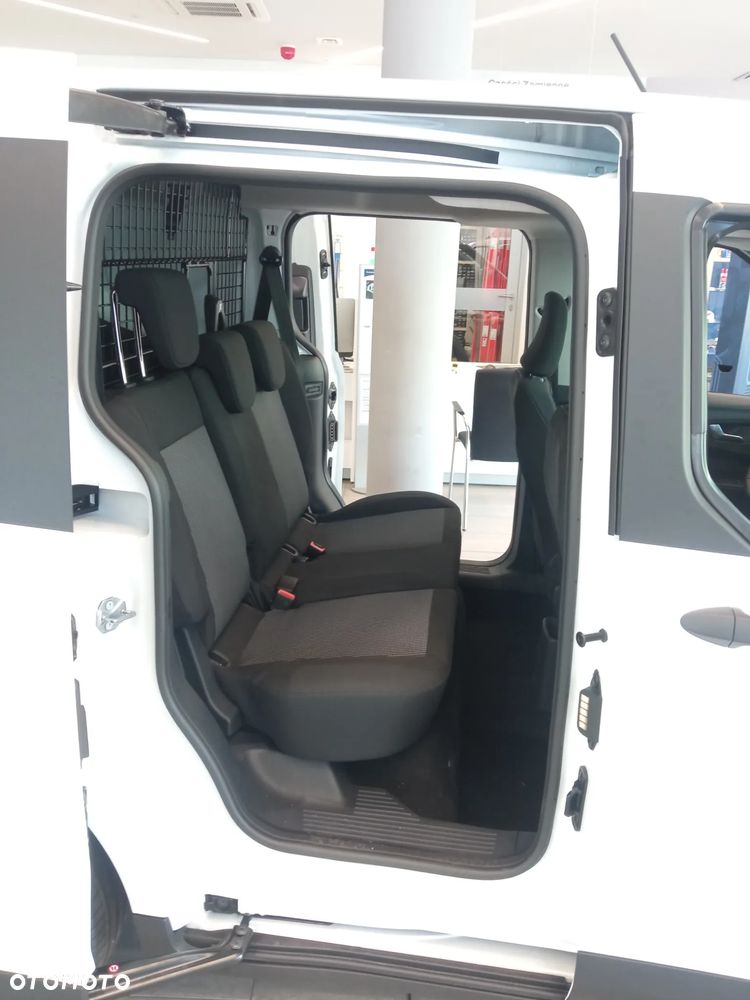 Ford Transit - 15