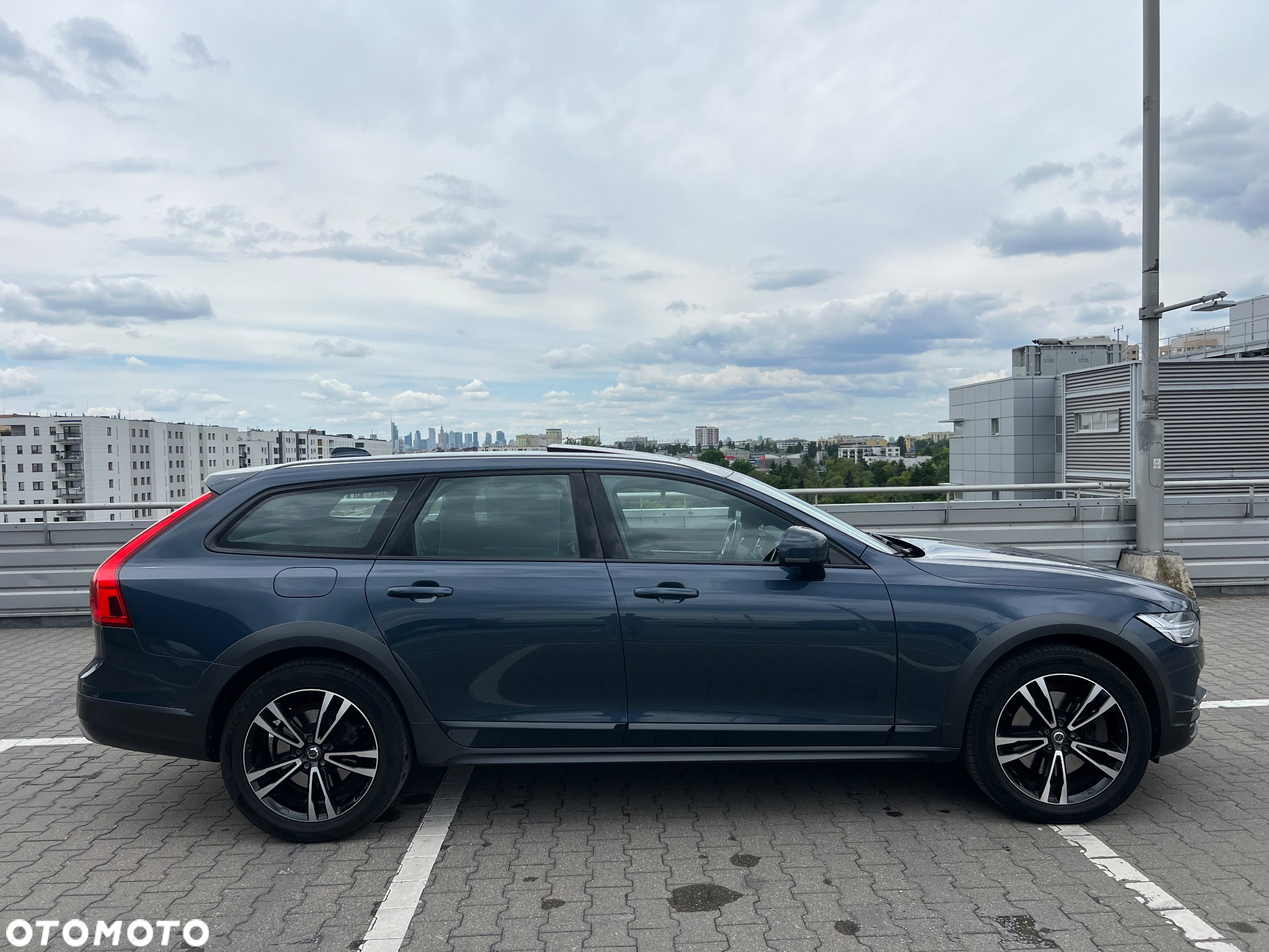 Volvo V90 Cross Country D5 AWD Geartronic Pro - 6