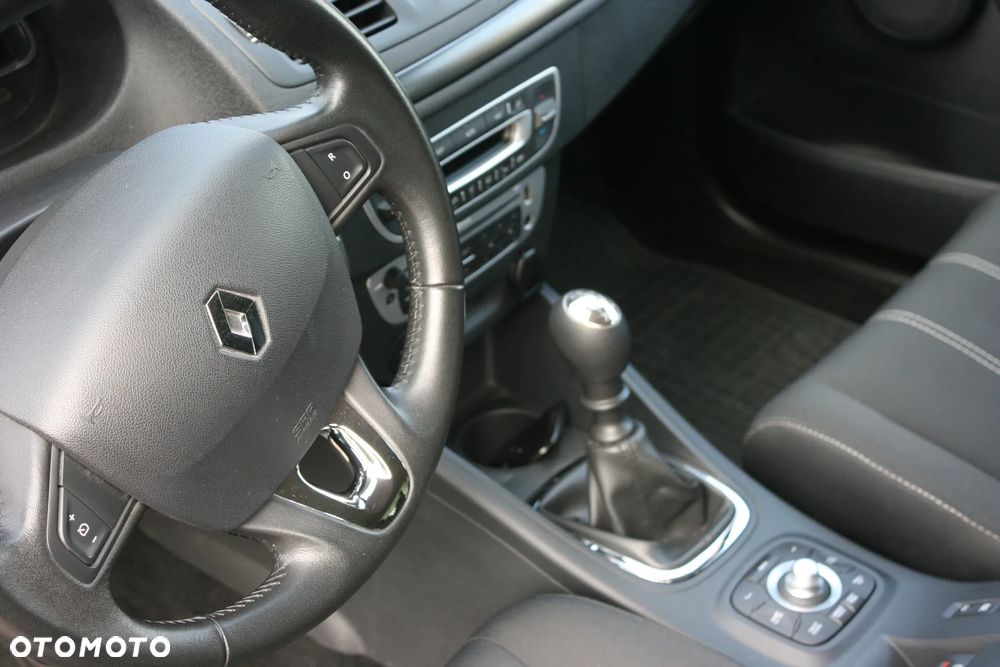 Renault Megane 1.6 16V 110 Paris - 24