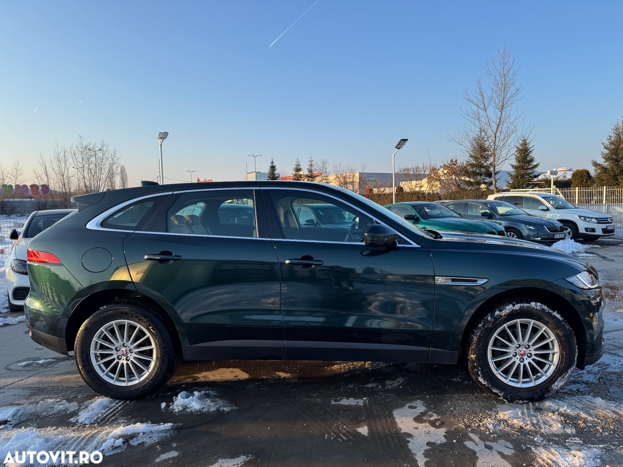 Jaguar F-Pace 20d AWD Prestige - 4