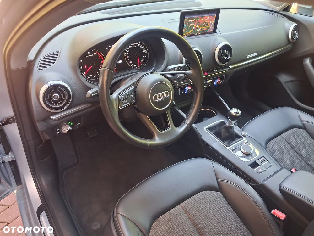 Audi A3 Sportback 1.5 TFSI cylinder on demand design - 17