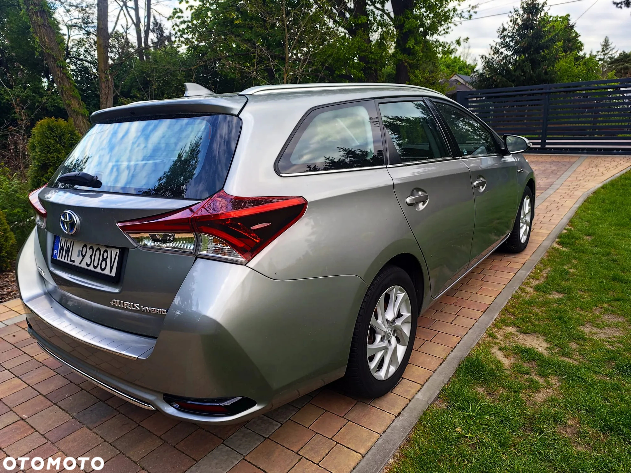 Toyota Auris 1.8 VVT-i Hybrid Automatik Style Selection - 9