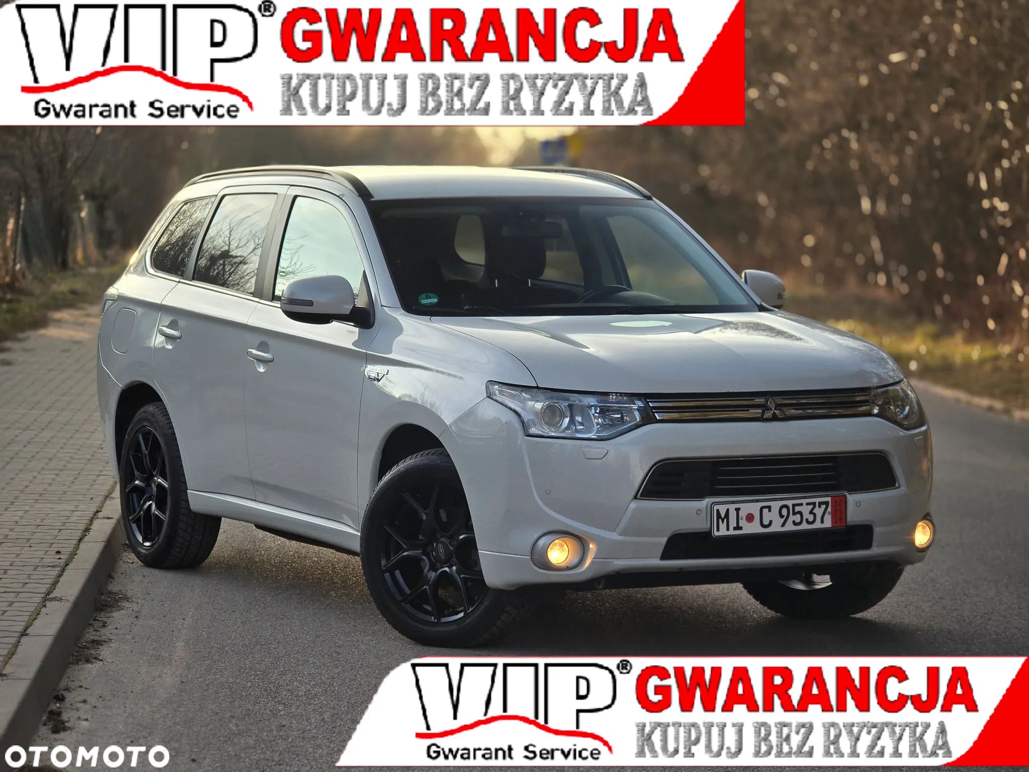 Mitsubishi Outlander 2.0 4WD Plug-In Hybrid - 1