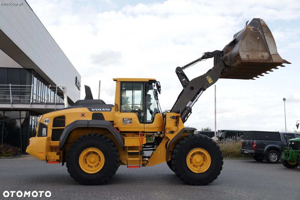 Volvo L120H - 22