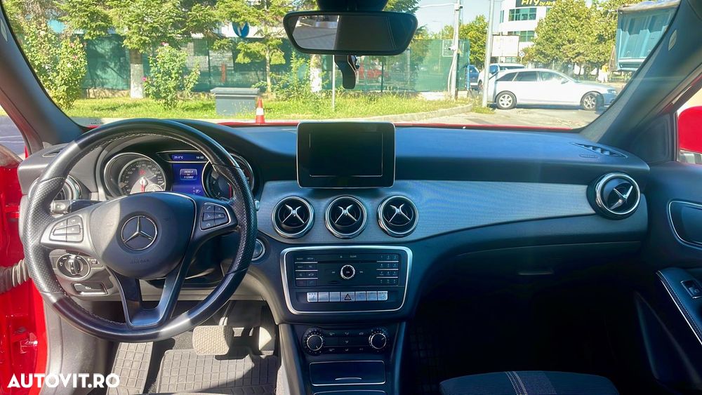 Mercedes-Benz GLA - 7