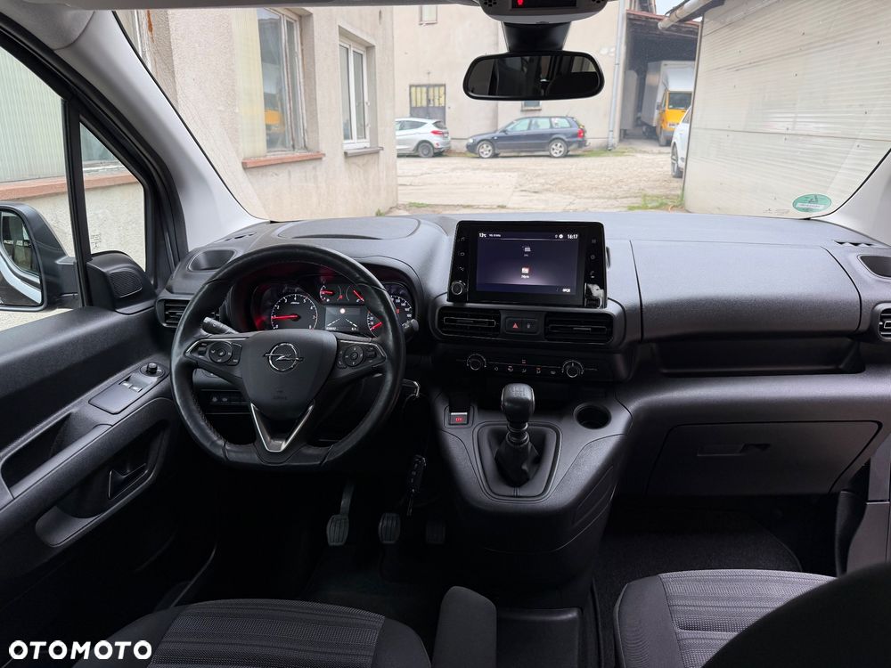 Opel Combo 1.2 Turbo Start/Stop Edition - 33