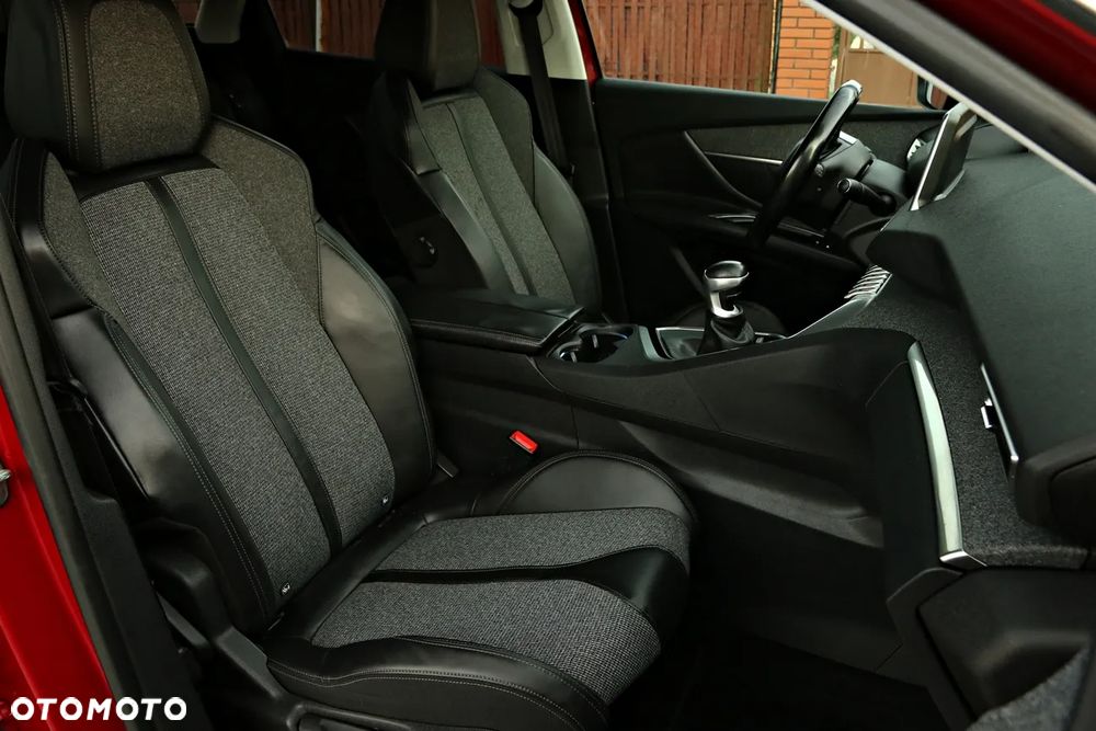 Peugeot 3008 - 22