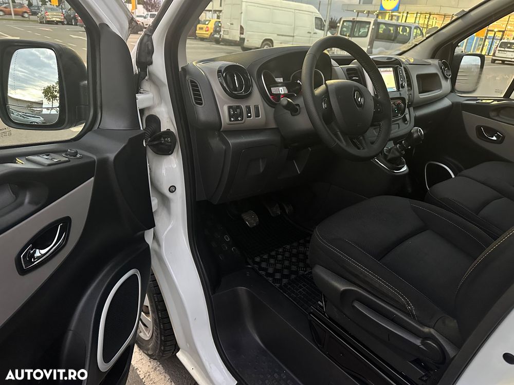 Renault Trafic - 9