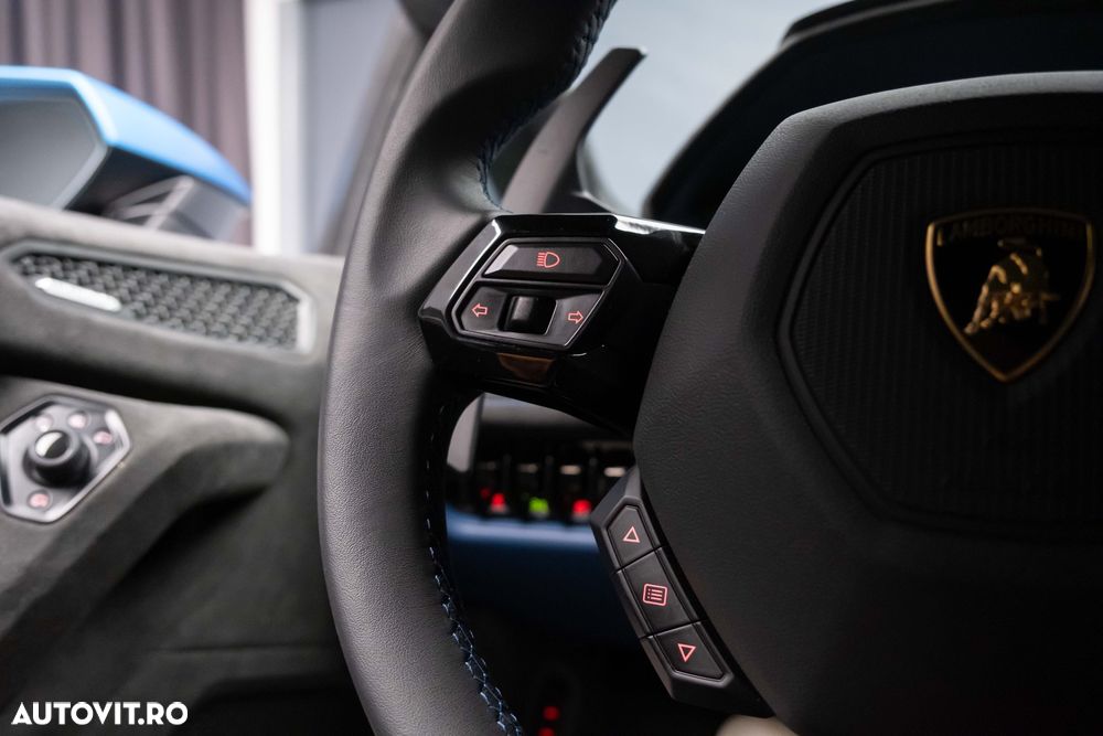 Lamborghini Huracan - 12