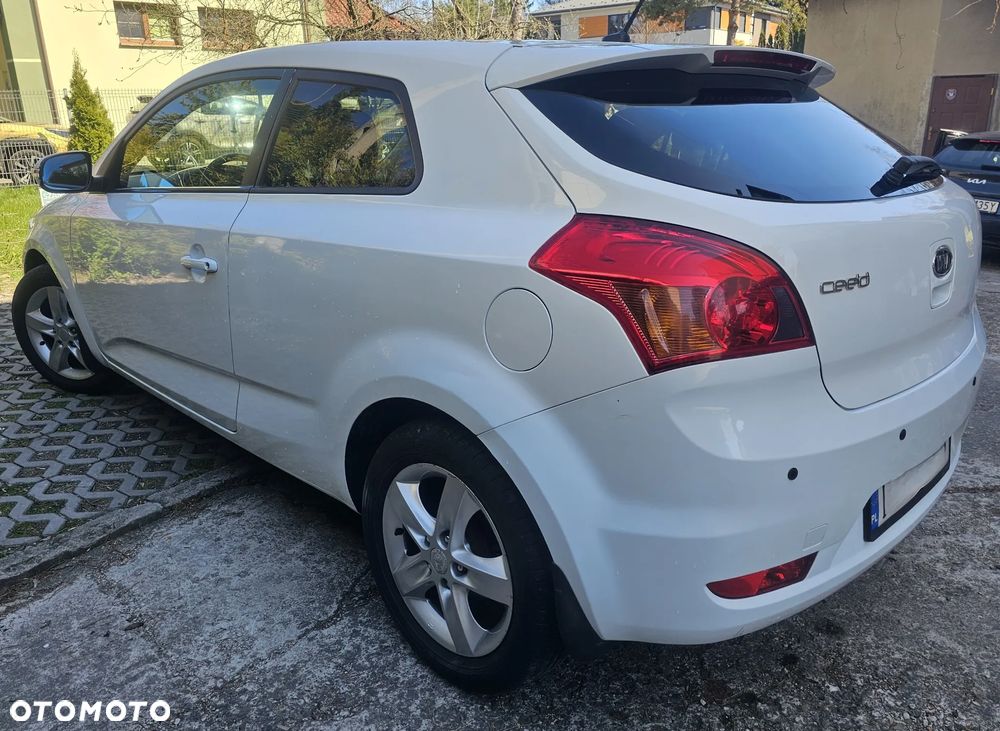 Kia ProCeed 1.6 Optimum + - 3