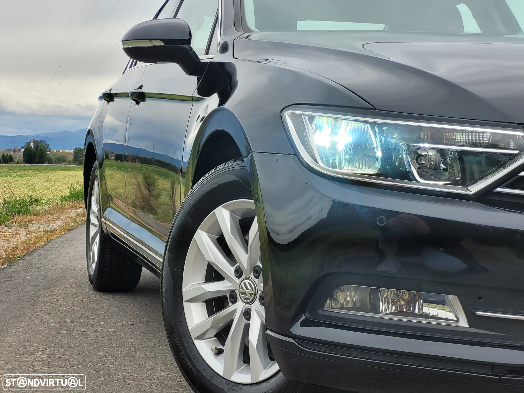 VW Passat 1.6 TDI Highline DSG - 2