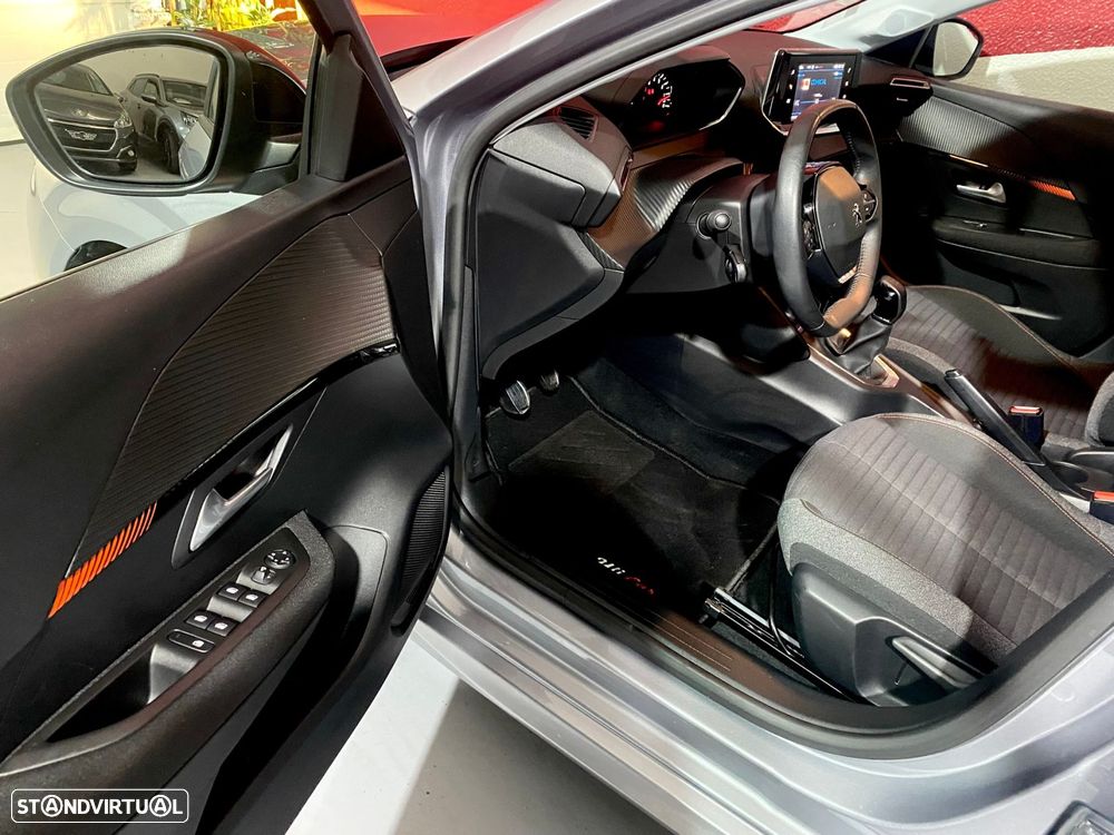 Peugeot 208 1.2 PureTech Active Pack - 37