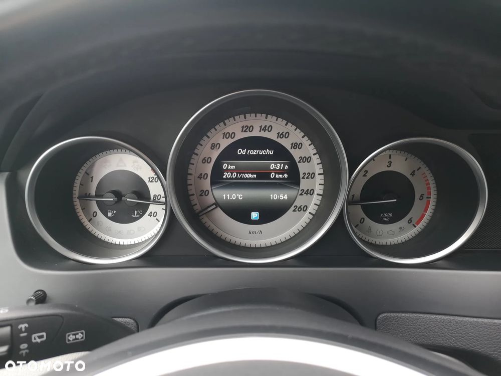 Mercedes-Benz Klasa C 200 CDI BlueEff Avantgarde - 20