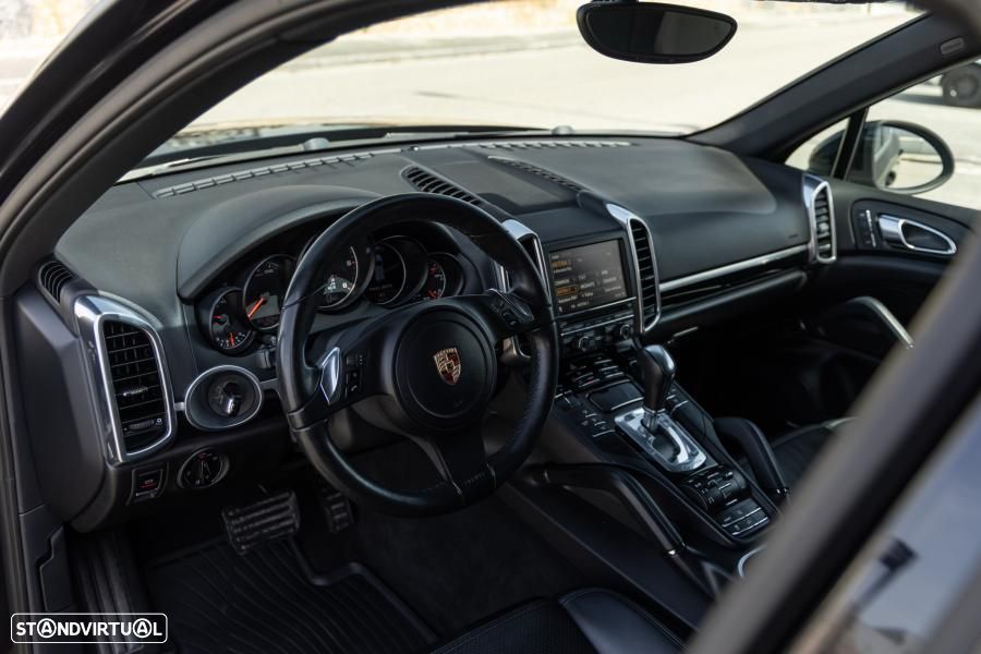 Porsche Cayenne 3.0 V6 - 16