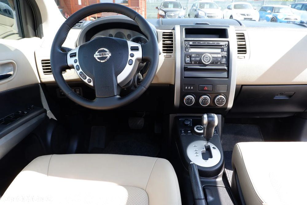 Nissan X-Trail 2.0 dCi 4x4 DPF Automatik Platinum - 17