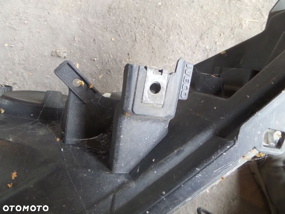 11498. Lampa lewy przód Iveco Daily 14- Europa - 3