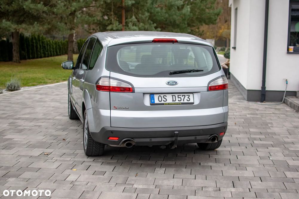 Ford S-Max - 22