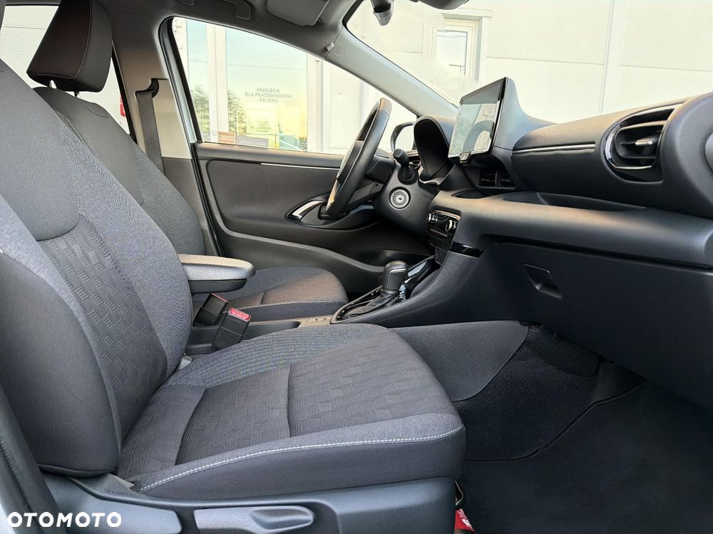 Toyota Yaris - 8