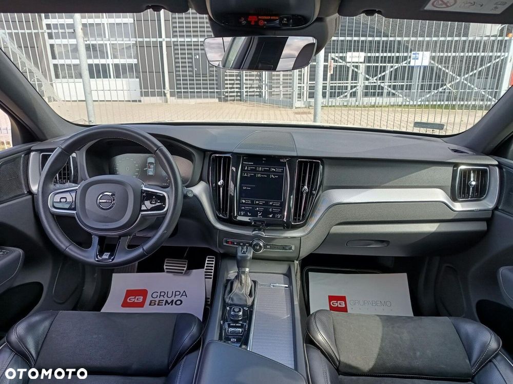 Volvo XC 60 D4 SCR R-Design - 17