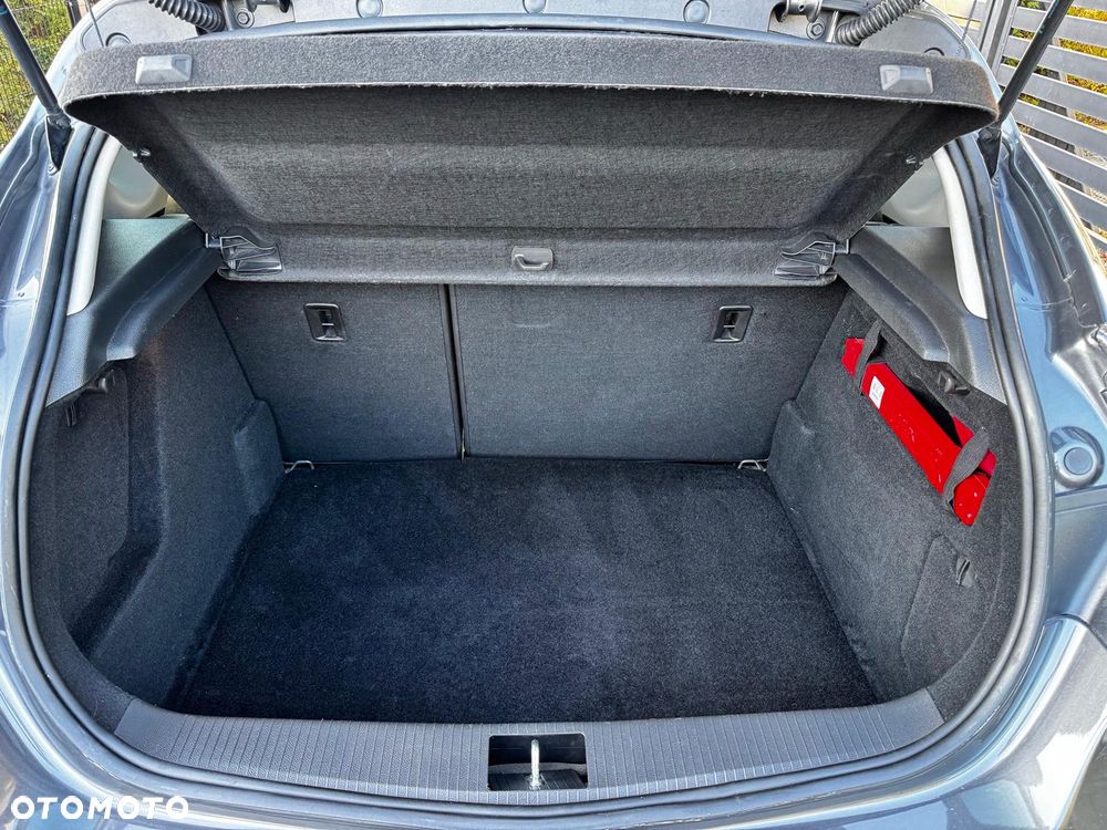 Opel Astra 1.6 Automatik 150 Jahre - 17