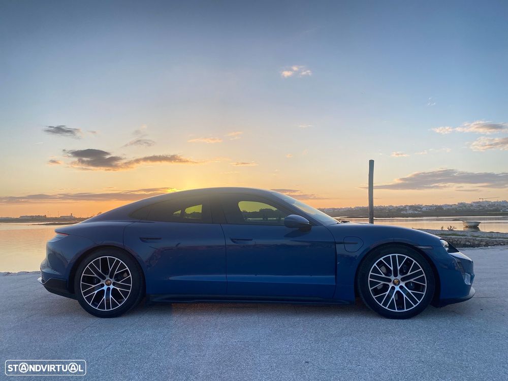 Porsche Taycan Standard - 4