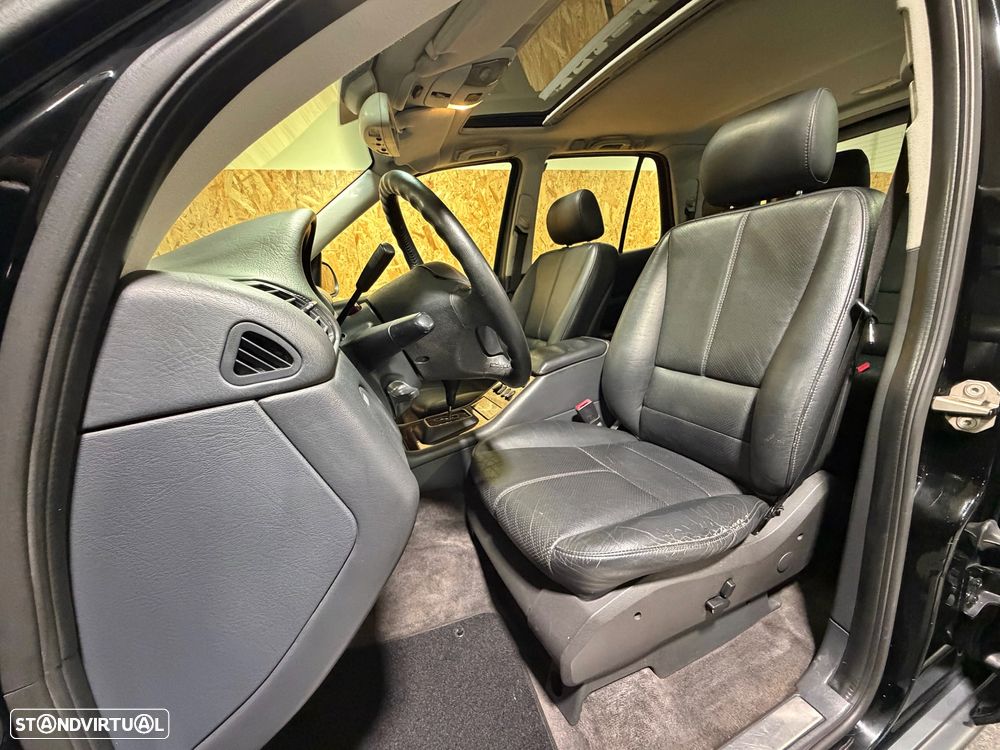 Mercedes-Benz ML 270 - 17