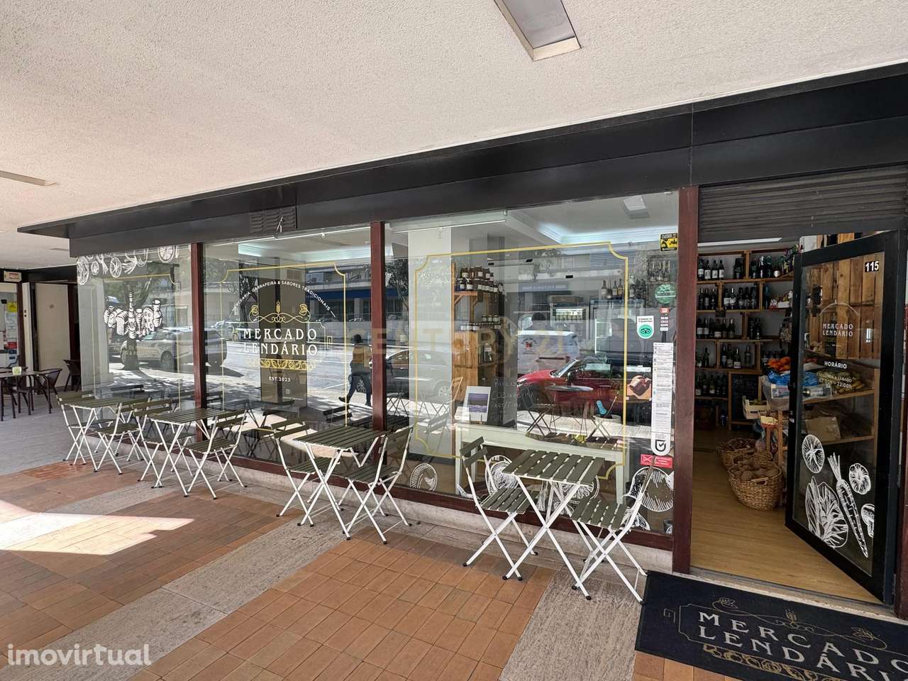 Mercearia Gourmet para trespasse junto ao Palácio de Cristal - Grande imagem: 2/19