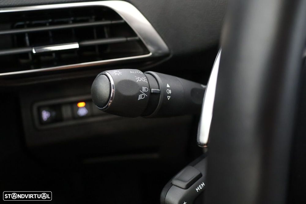 Peugeot 3008 1.6 Hybrid Active Pack e-EAT8 - 13