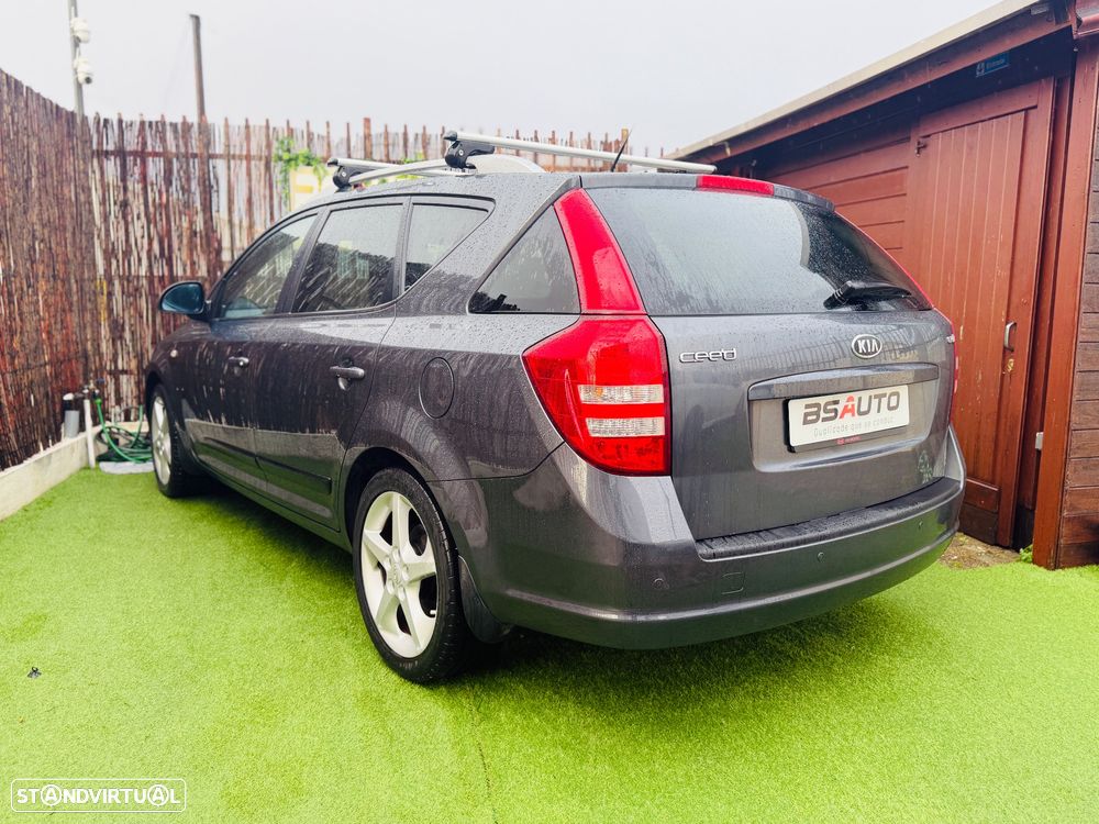 Kia Ceed 1.6 CRDi EX - 11