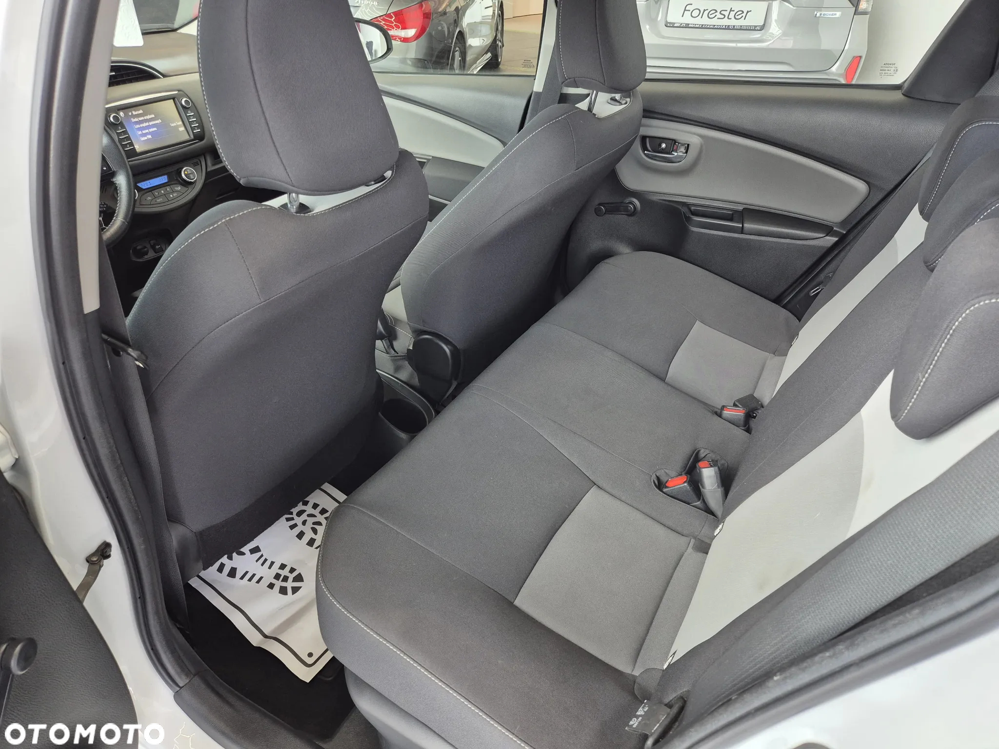 Toyota Yaris - 22
