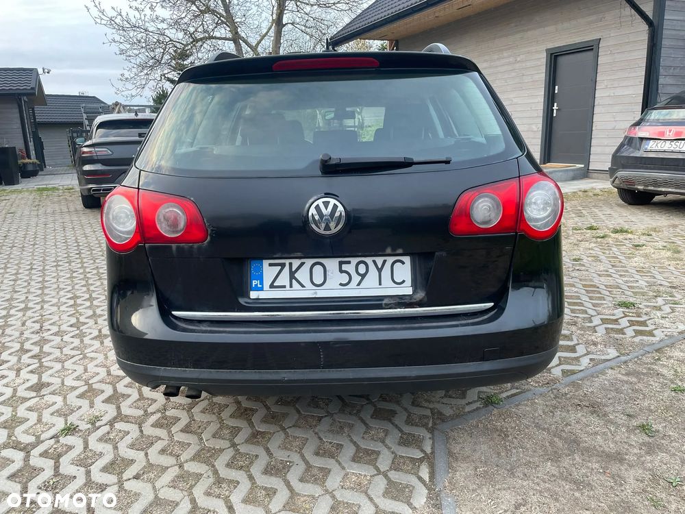 Volkswagen Passat 1.9 TDI Comfortline - 5