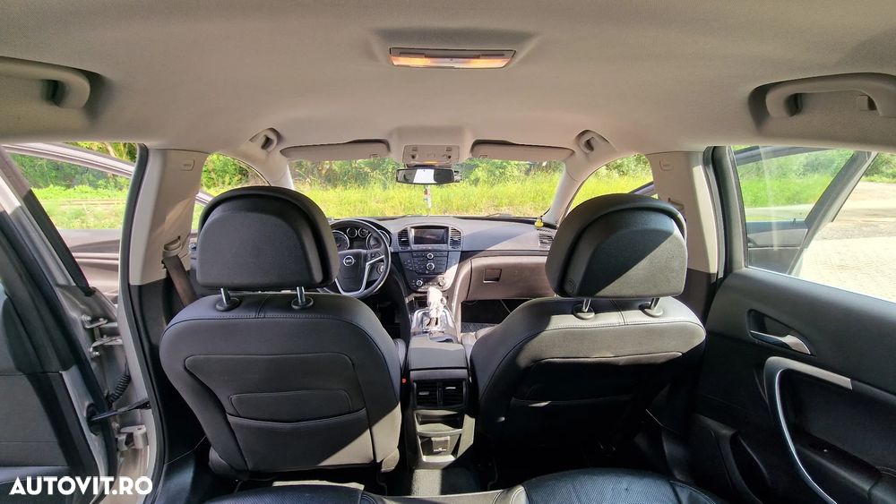 Opel Insignia 2.0 Turbo 4x4 Cosmo Aut. - 9